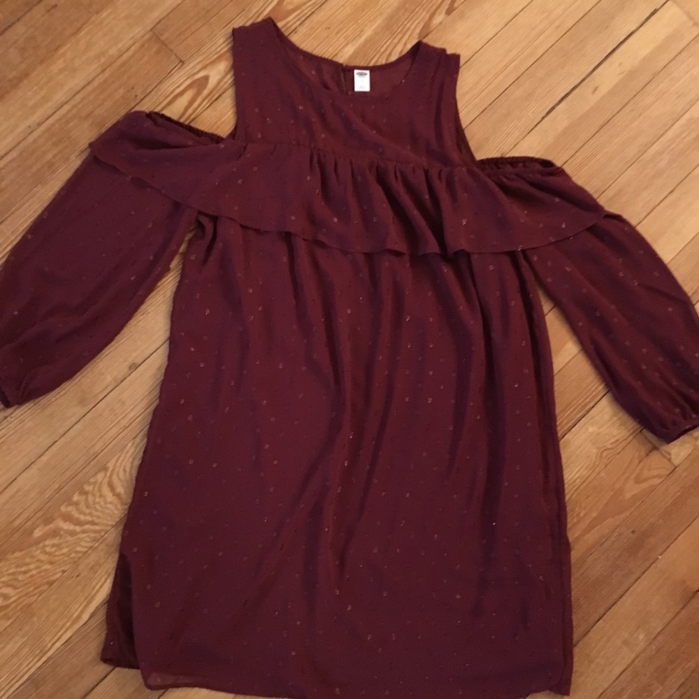 Cold shoulder shift dress